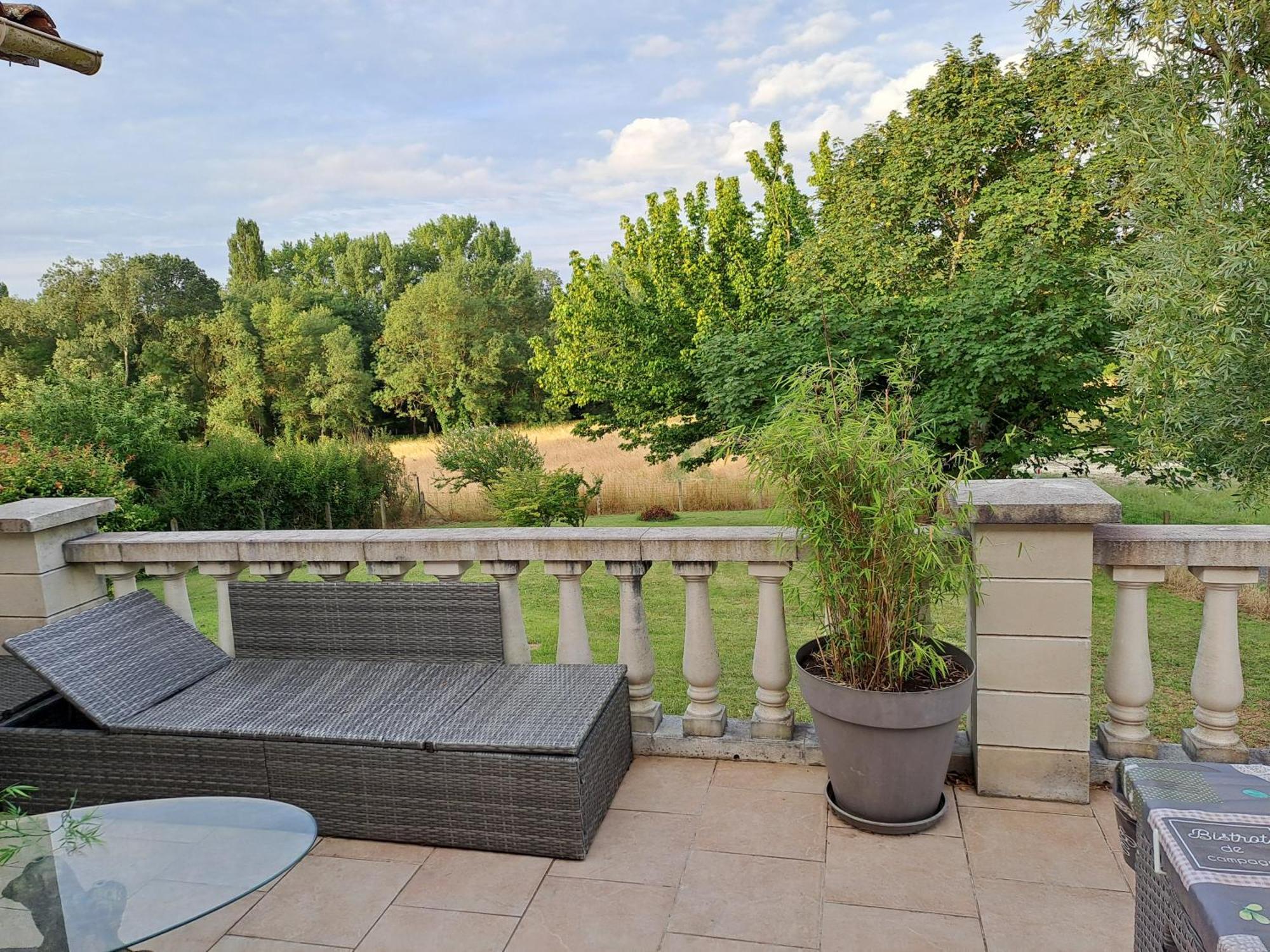 L'Ile Verte Chambre Avec Salle De Bain Privee Champagnac (Charente-Maritime) Exterior foto